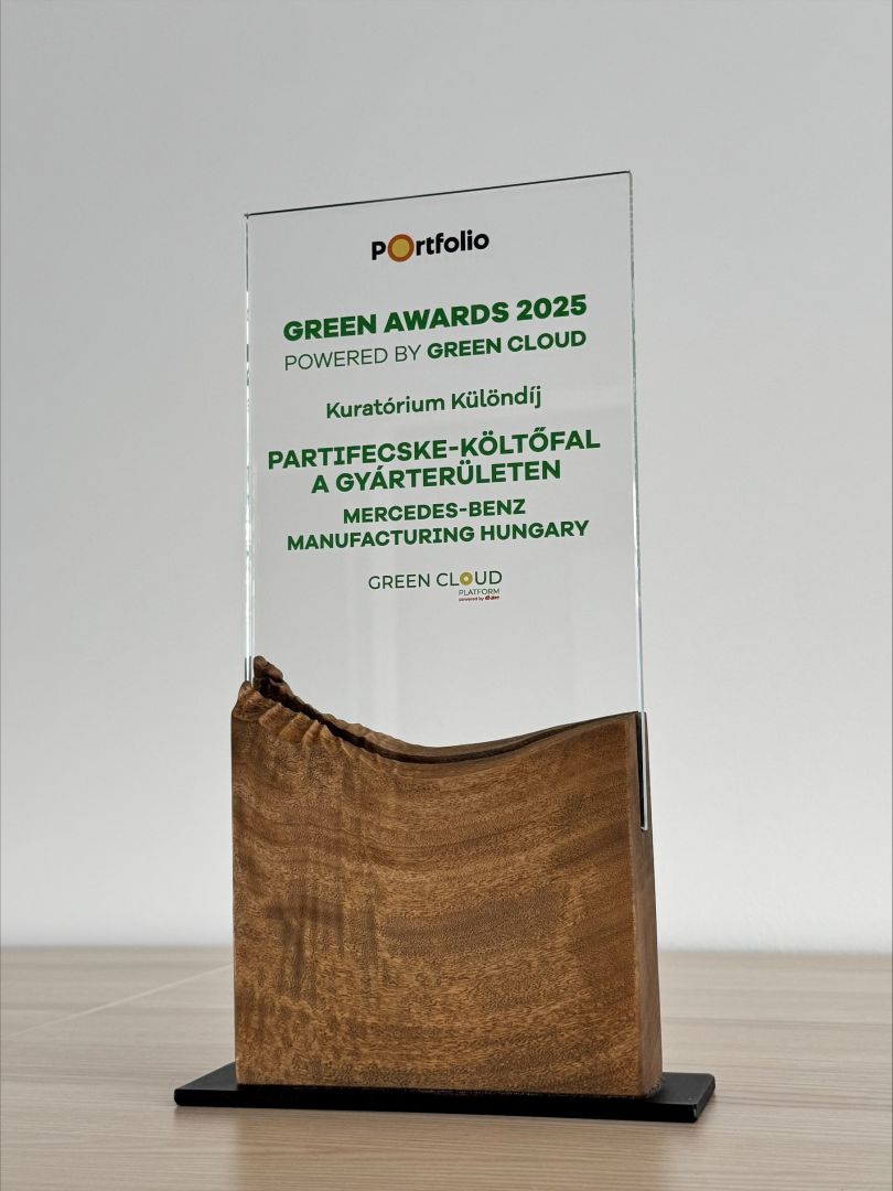 Két díjjal is jutalmazták a kecskeméti Mercedes-Benz Gyár környezetvédelmi projektjét